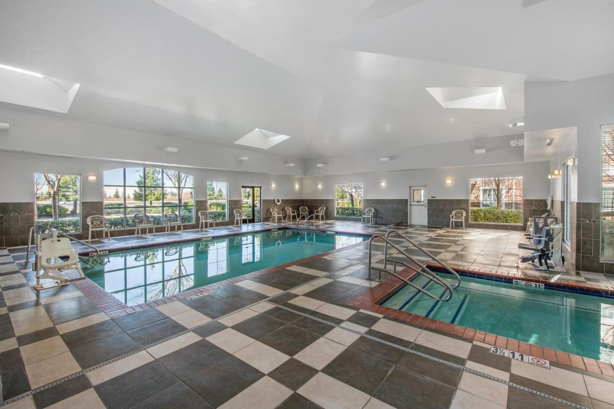 Staybridge Suites Rocklin - Roseville Area By Ihg Екстериор снимка